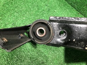 リアメンバー SUBARU LEGACY OEM 20152AE000 BH5 2000 EJ206 AT