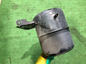 バキュームタンク SUBARU LEGACY OEM 16103AA051 BH5 2000 EJ206 AT