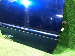 Puerta trasera derecha SUBARU LEGACY OEM 60400AE400 BH5 2000 BLUE 95H