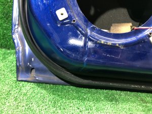 Puerta trasera derecha SUBARU LEGACY OEM 60400AE400 BH5 2000 BLUE 95H