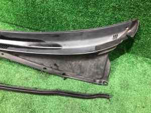Жабо целая резинка SUBARU LEGACY OEM 91411AE000 BH5 2000