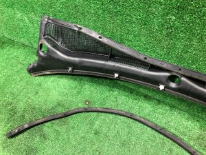 Жабо целая резинка SUBARU LEGACY OEM 91411AE000 BH5 2000