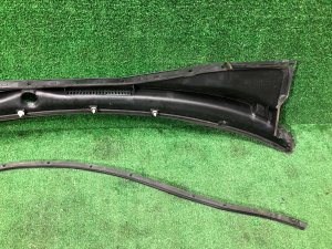 Жабо целая резинка SUBARU LEGACY OEM 91411AE000 BH5 2000