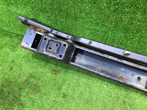 Reforço do para-choques dianteiro SUBARU LEGACY OEM 57711AE170 BH5 2000