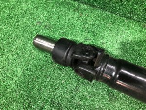 เพลากลาง целый пыльник! SUBARU LEGACY OEM 27111AE100 BH5 2000 EJ206 AT