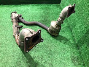 Катализатор Выпускной коллектор SUBARU LEGACY OEM 44102AE030 44102AC090 BH5 2000 EJ206 AT