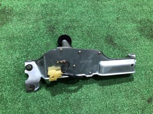 后雨刮电机 SUBARU LEGACY OEM 86511AE010 BH5 2000 EJ206 AT