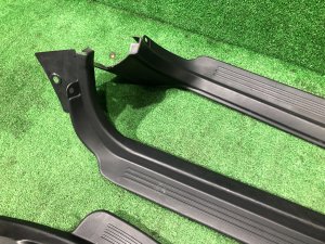Накладки на пороги черные SUBARU LEGACY OEM 94060AE000ML 94060AE010ML 94061AE000ML 94061AE010ML BH5 2000 BLUE 95H