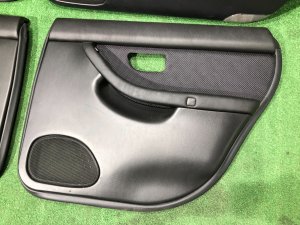 Обшивка дверей SUBARU LEGACY OEM 94210AE660ML 94210AE670ML BH5 2000 BLUE 95H