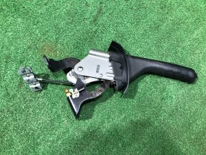 คันเบรกมือ Кожа 26001AE010ML SUBARU LEGACY
