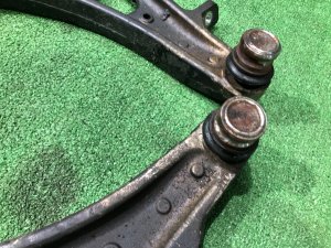 ปีกนกหน้า алюминий SUBARU LEGACY OEM 20200FA220 20200FA230 BH5 2000 EJ206 AT