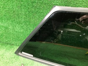 กระจกท้ายขวา целый молдинг SUBARU LEGACY OEM 65210AE040NB BH5 2000