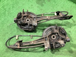 Cubos traseiros SUBARU LEGACY OEM 28474AE000 28462AE011 26700AE030 26692AE040 26692AE050 BH5 2000 EJ206 AT