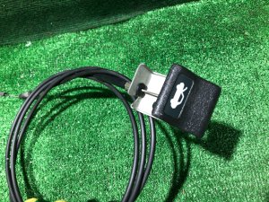 ボンネットワイヤー черный SUBARU LEGACY OEM 57330AE000ML BH5 2000 BLUE 95H