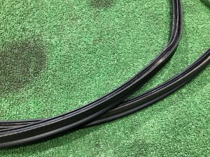 Boot seal SUBARU LEGACY OEM 63516AE000 BH5 2000 BLUE 95H