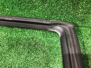 Junta de puerta izquierda SUBARU LEGACY OEM 63521AE030 BH5 2000 BLUE 95H