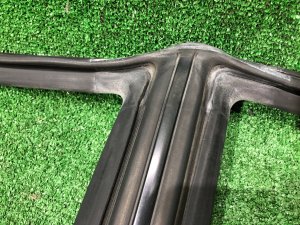 Junta de puerta izquierda SUBARU LEGACY OEM 63521AE030 BH5 2000 BLUE 95H