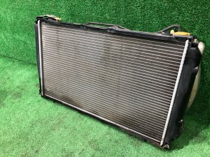 Radiador do motor 45111AA260 SUBARU LEGACY