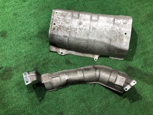 Proteções térmicas do escape SUBARU LEGACY OEM 59024AE010 BH5 2000 EJ206 AT