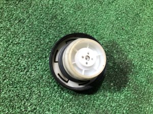 ฝาปิดถังน้ำมัน 42032AC020 SUBARU LEGACY