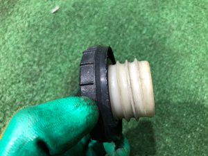 Tampão do depósito de combustível SUBARU LEGACY OEM 42032AC020 BH5 2000 BLUE 95H