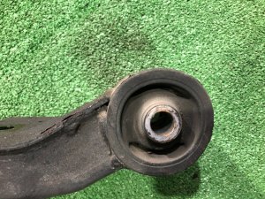 差速器支座 SUBARU LEGACY LANCASTER OEM 41310AE020 BHE BH9 BH5 BE5 BE9 BEE 2002 EZ30