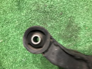 差速器支座 SUBARU LEGACY LANCASTER OEM 41310AE020 BHE BH9 BH5 BE5 BE9 BEE 2002 EZ30