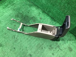 グローブボックス・アームレスト КОЖА SUBARU LEGACY LANCASTER OEM 92111AE010AD BHE BH9 BH5 2002 SILVER/GREY 1U2