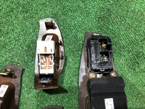 Window control module мрамор SUBARU LEGACY LANCASTER OEM 83071AE080 83071AE040 BHE BH9 2002 EZ30
