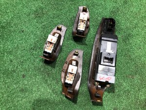 Window control module мрамор SUBARU LEGACY LANCASTER OEM 83071AE080 83071AE040 BHE BH9 2002 EZ30