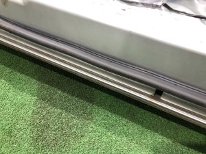 左前门 SUBARU LEGACY LANCASTER OEM 60009AE050 BHE BH9 2002 SILVER/GREY 1U2