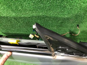 右フロントドア SUBARU LEGACY LANCASTER OEM 60009AE040 BHE BH9 2002 SILVER/GREY 1U2