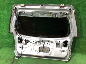 ประตูท้าย SUBARU LEGACY LANCASTER OEM 60800AE040 BHE BH9 BH5 2002 SILVER/GREY 1U2