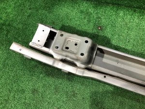 Refuerzo del parachoques delantero SUBARU LEGACY LANCASTER OEM 57711AE340 BHE BH9 2002
