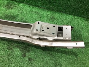 Refuerzo del parachoques delantero SUBARU LEGACY LANCASTER OEM 57711AE340 BHE BH9 2002