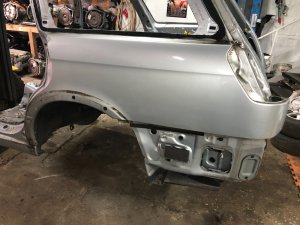 Задняя часть Rear Cut SUBARU LEGACY LANCASTER OEM 51410AE160 51410AE170 52122AE100 BHE BH9 2002 SILVER/GREY 1U2