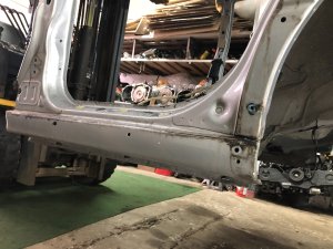 Задняя часть Rear Cut SUBARU LEGACY LANCASTER OEM 51410AE160 51410AE170 52122AE100 BHE BH9 2002 SILVER/GREY 1U2
