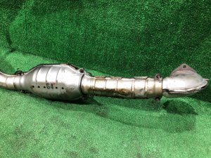 三元催化器 SUBARU LEGACY LANCASTER OEM 44101AE040 44101AE050 BHE BEE 2002 EZ30