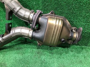 三元催化器 SUBARU LEGACY LANCASTER OEM 44101AE040 44101AE050 BHE BEE 2002 EZ30