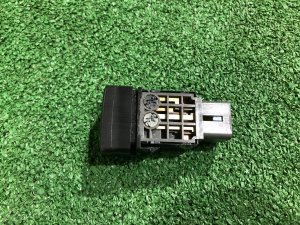 Interruptor de antiniebla SUBARU LEGACY LANCASTER OEM 83001AE000 BHE BH9 BH5 2002 EZ30