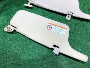 サンバイザー SUBARU LEGACY LANCASTER OEM 92011AE002GF 92011AE032GF BHE BH9 2002 SILVER/GREY 1U2