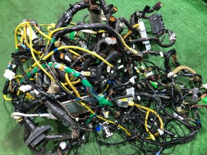 线束 VDC SUBARU LEGACY LANCASTER OEM 81401AE785, 81200AE760, 81501AE740 BHE BEE 2002 EZ30