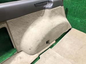 Boot trim SUBARU LEGACY LANCASTER OEM 94047AE020AD 94047AE030AD 95066AE030GG 95066AE020GG BHE BH9 2002 SILVER/GREY 1U2