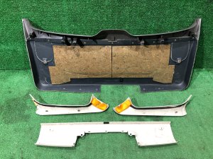 Tapizado del portón SUBARU LEGACY LANCASTER OEM 94352AE000GF 94320AE011AD 94310AE000GF 94310AE020GF BHE BH9 2002 SILVER/GREY 1U2