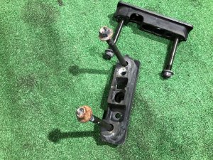 Проставки передние SUBARU LEGACY LANCASTER OEM 20511AE000 20510AE030 BHE BH9 2002 EZ30