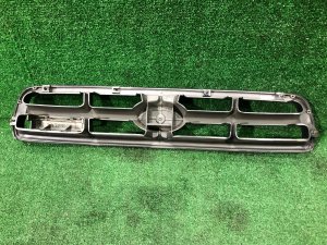 Radiator grille SUBARU LEGACY LANCASTER OEM 91121AE260 BHE BH9 2002 SILVER/GREY 1U2