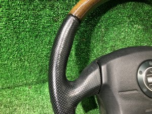 พวงมาลัย MOMO темное дерево SUBARU LEGACY LANCASTER OEM 34311AE310 BHE BH9 BH5 2002 SILVER/GREY 1U2
