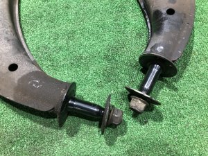 フロントアーム SUBARU LEGACY LANCASTER OEM 20202AE000 20202AE010 BHE BH9 2002 EZ30