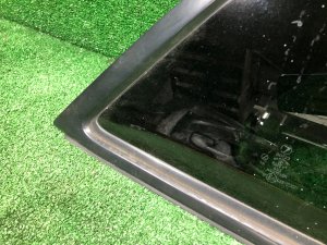 Vidro traseiro direito целый молдинг SUBARU LEGACY LANCASTER OEM 65210AE250NB BHE BH9 BH5 2002