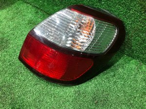 ไฟท้ายขวา 84201AE081 SUBARU LEGACY LANCASTER